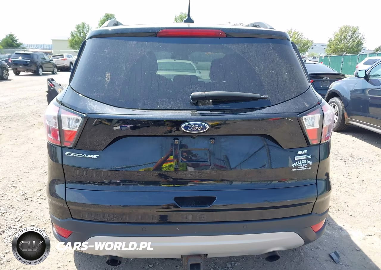 2018 Ford Escape Se VIN:1FMCU9GD3JUB46400 - 16