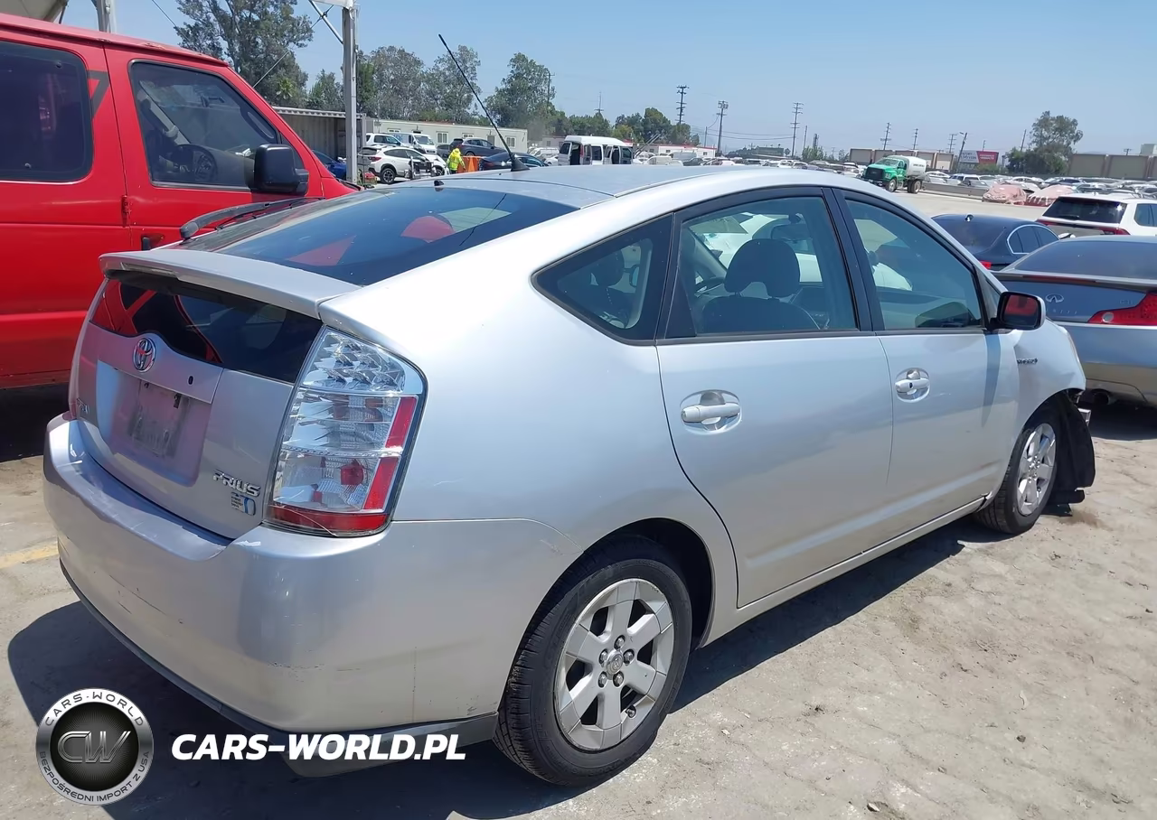 2008 Toyota Prius VIN:JTDKB20U887716178 - 4