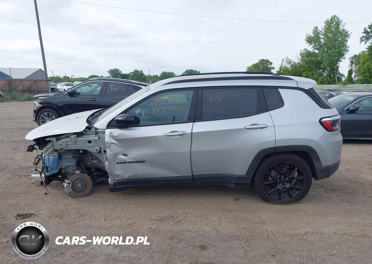2026 Jeep Compass Latitude Altitude VIN:3C4NJDBNXTT163460 - 14
