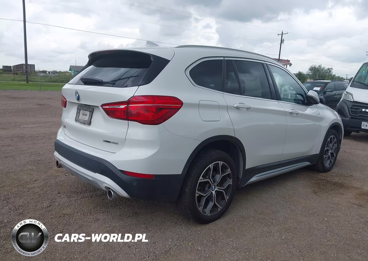 2021 BMW X1 xDrive28I VIN:WBXJG9C03M5T04290 - 4