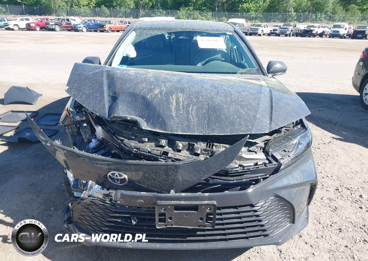 2026 Toyota Camry Le VIN:4T1DBADK4TU040247 - 6