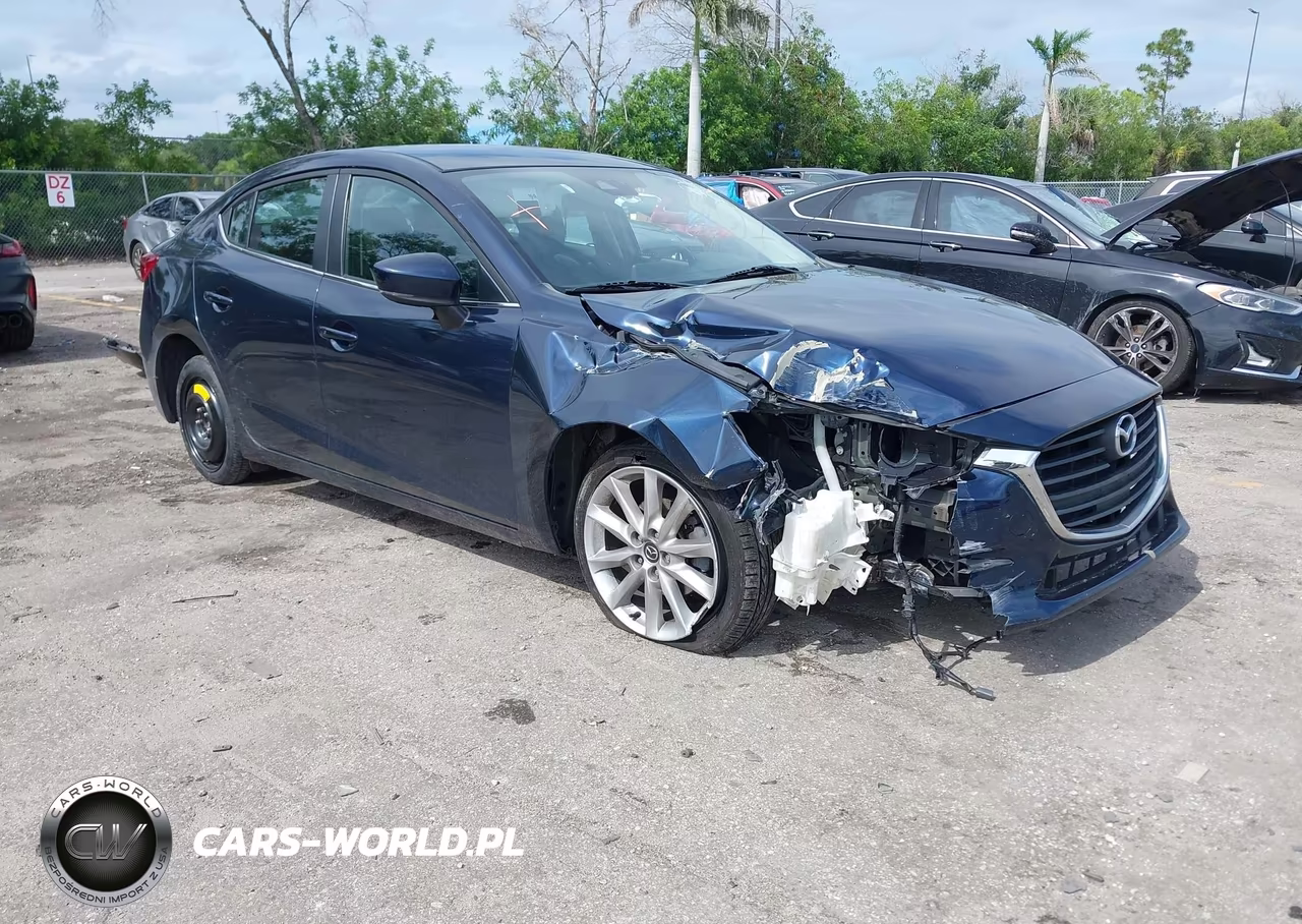 2017 Mazda Mazda3 Touring – zdjęcie 1 z 16