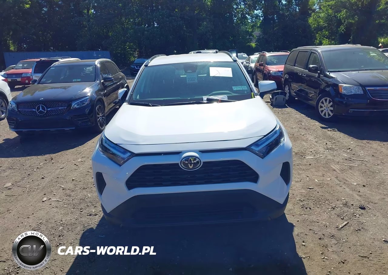 2025 Toyota Rav4 Hybrid Xle VIN:4T3RWRFVXSU195276 - 12