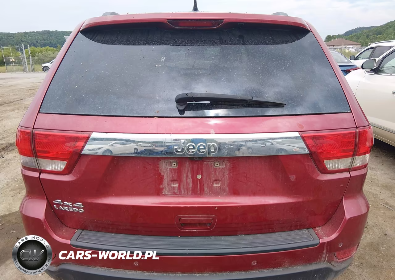 2011 Jeep Grand Cherokee Laredo VIN:1J4RR4GG2BC511860 - 17