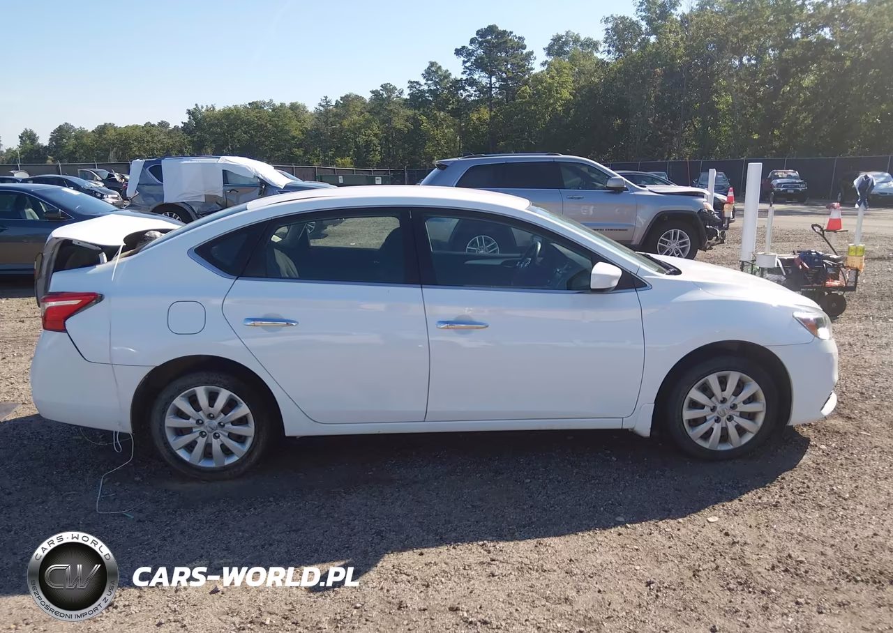 2019 Nissan Sentra S VIN:3N1AB7AP2KY399945 - 13