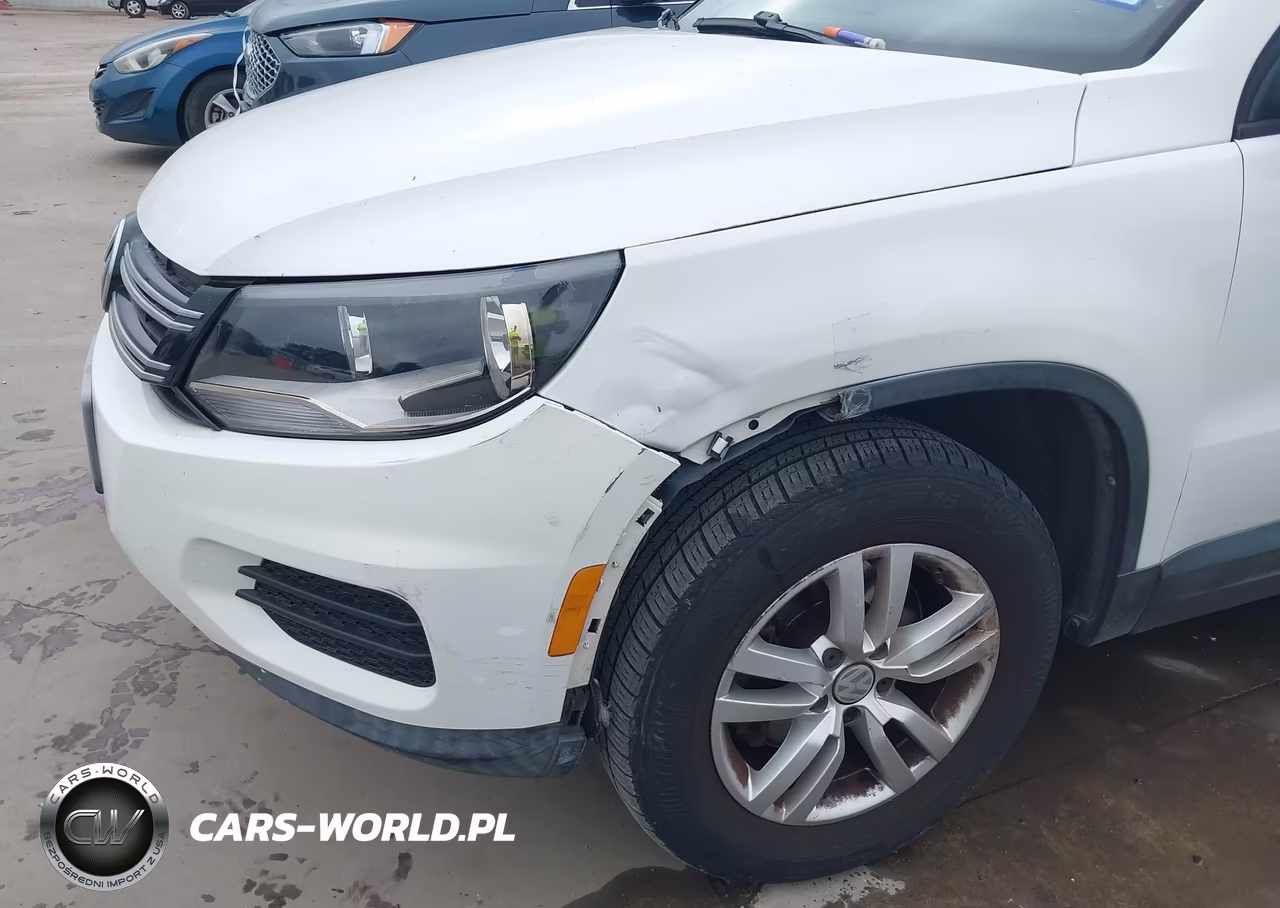 2012 Volkswagen Tiguan S VIN:WVGAV7AX7CW567572 - 6