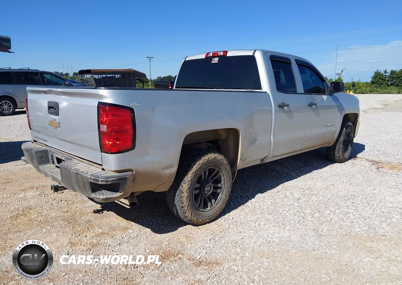 2018 Chevrolet Silverado 1500 Wt VIN:1GCRCNEH4JZ151642 - 4