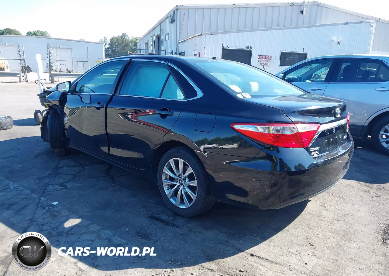 2017 Toyota Camry Xle VIN:4T1BF1FKXHU703322 - 3