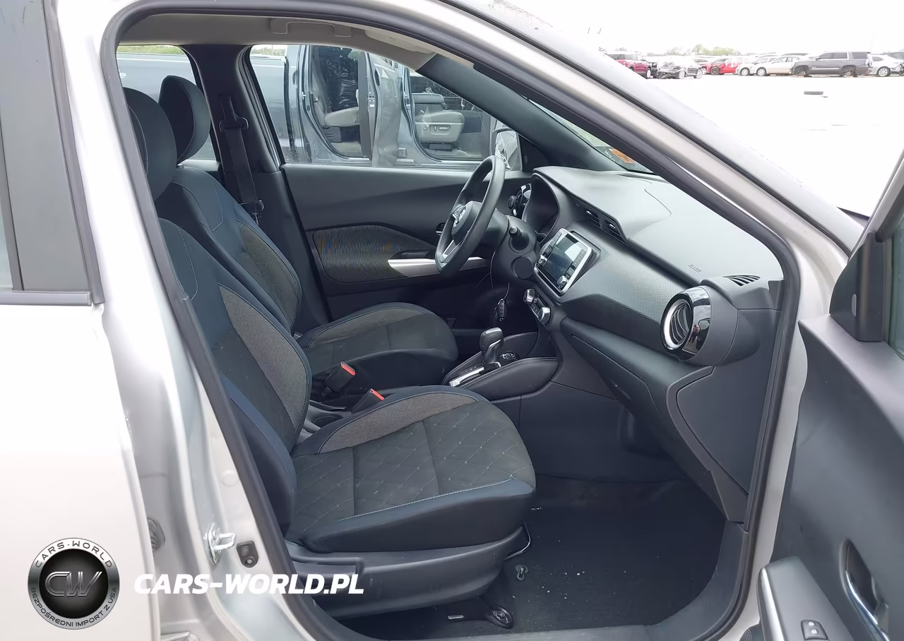 2018 Nissan Kicks Sv VIN:3N1CP5CU2JL497905 - 5
