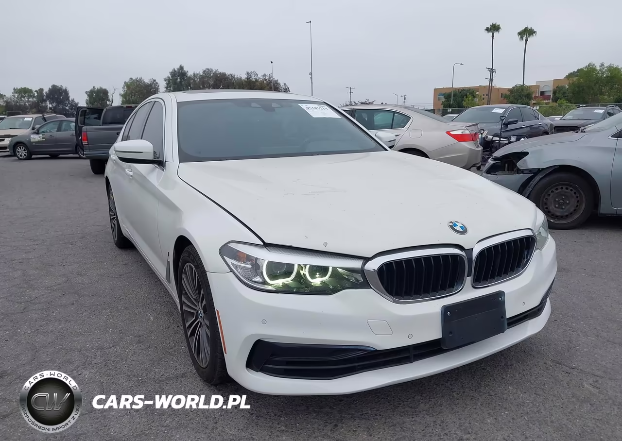 2019 BMW 530E Iperformance – zdjęcie 1 z 17