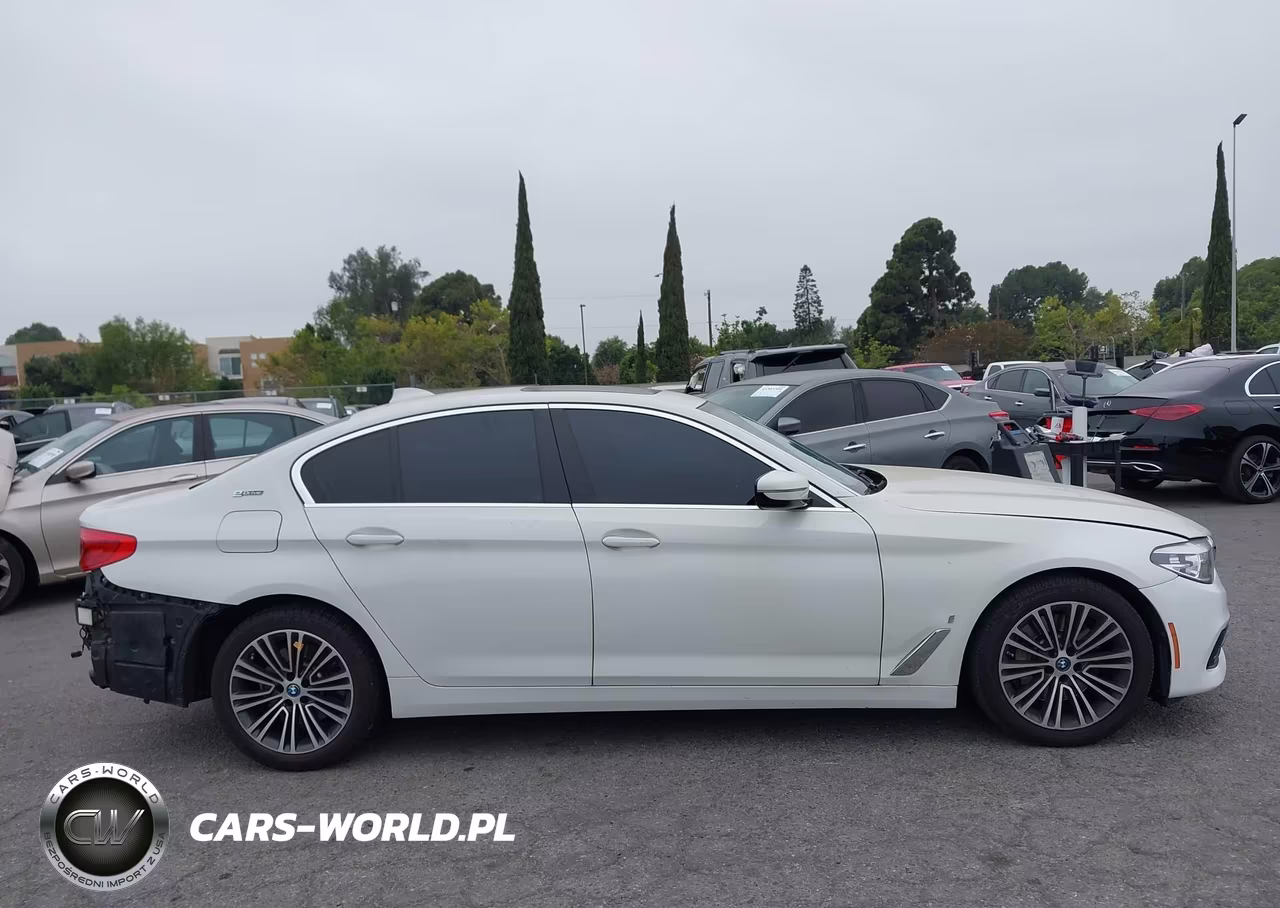 2019 BMW 530E Iperformance VIN:WBAJA9C50KB399400 - 14