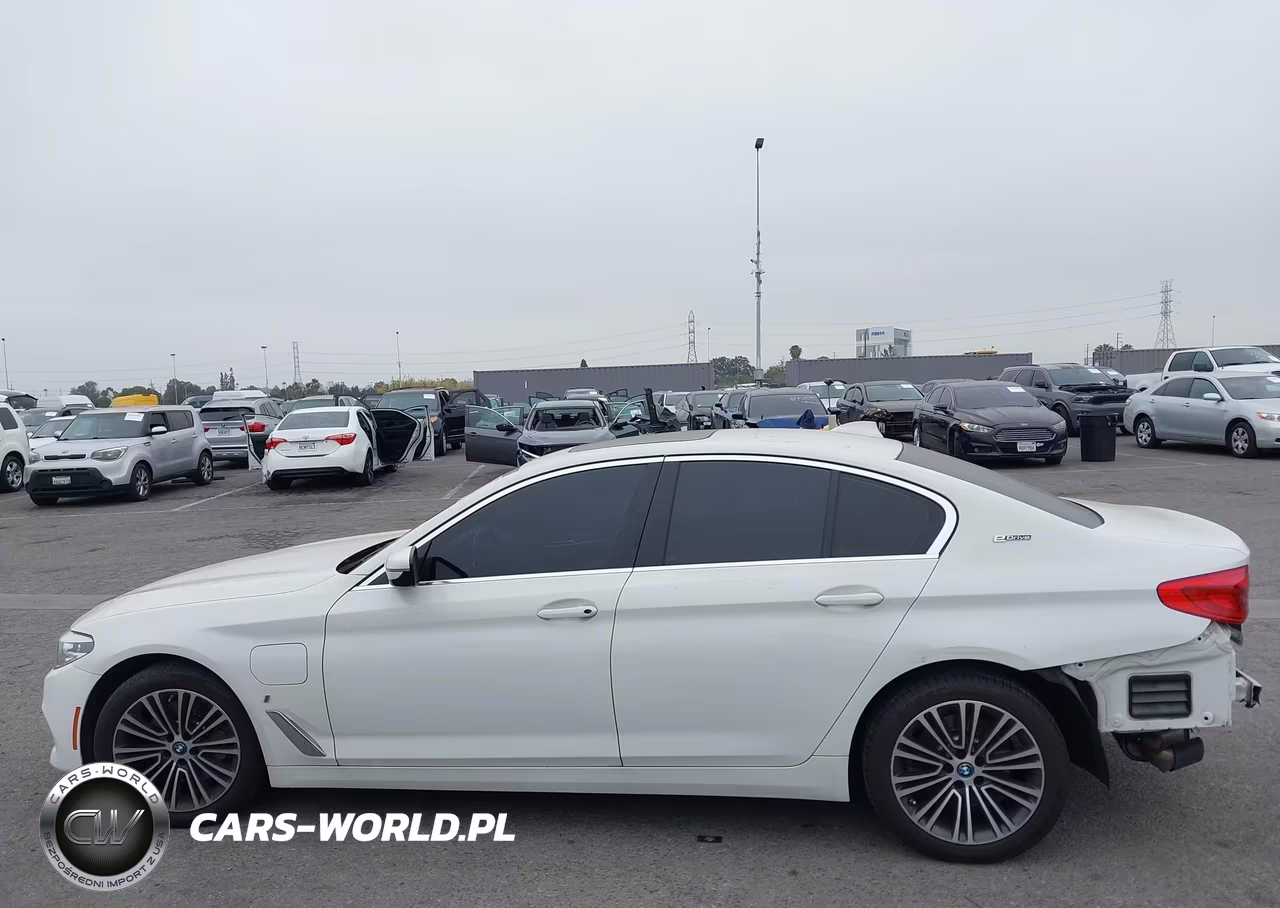 2019 BMW 530E Iperformance VIN:WBAJA9C50KB399400 - 15