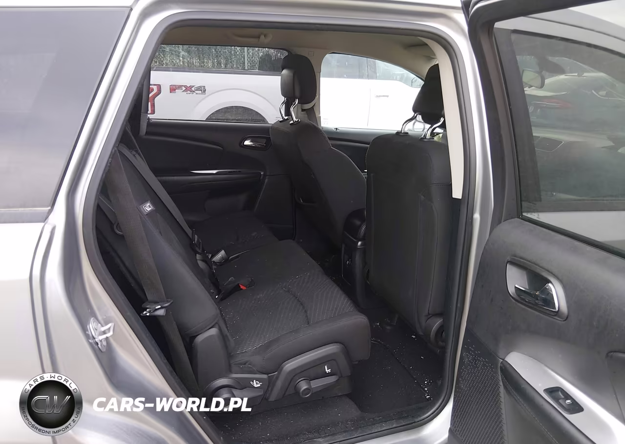 2018 Dodge Journey Se VIN:3C4PDCAB9JT340269 - 8