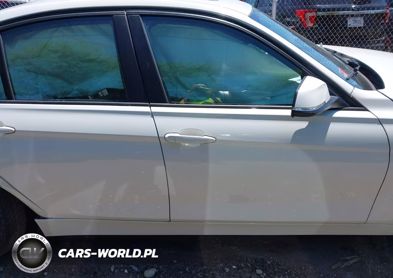 2015 BMW 328I xDrive VIN:WBA3B3G55FNT19672 - 13