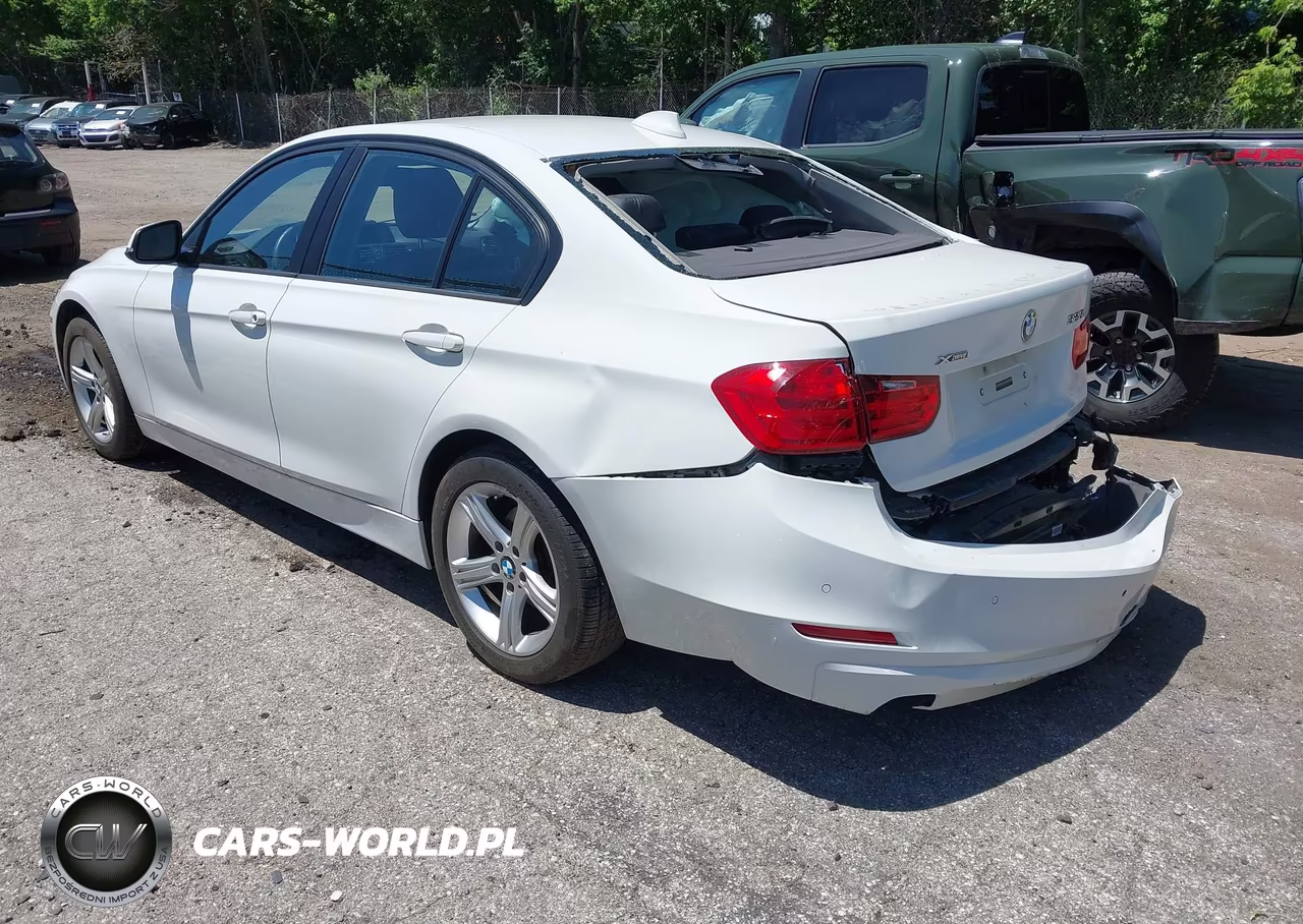 2015 BMW 328I xDrive VIN:WBA3B3G55FNT19672 - 3