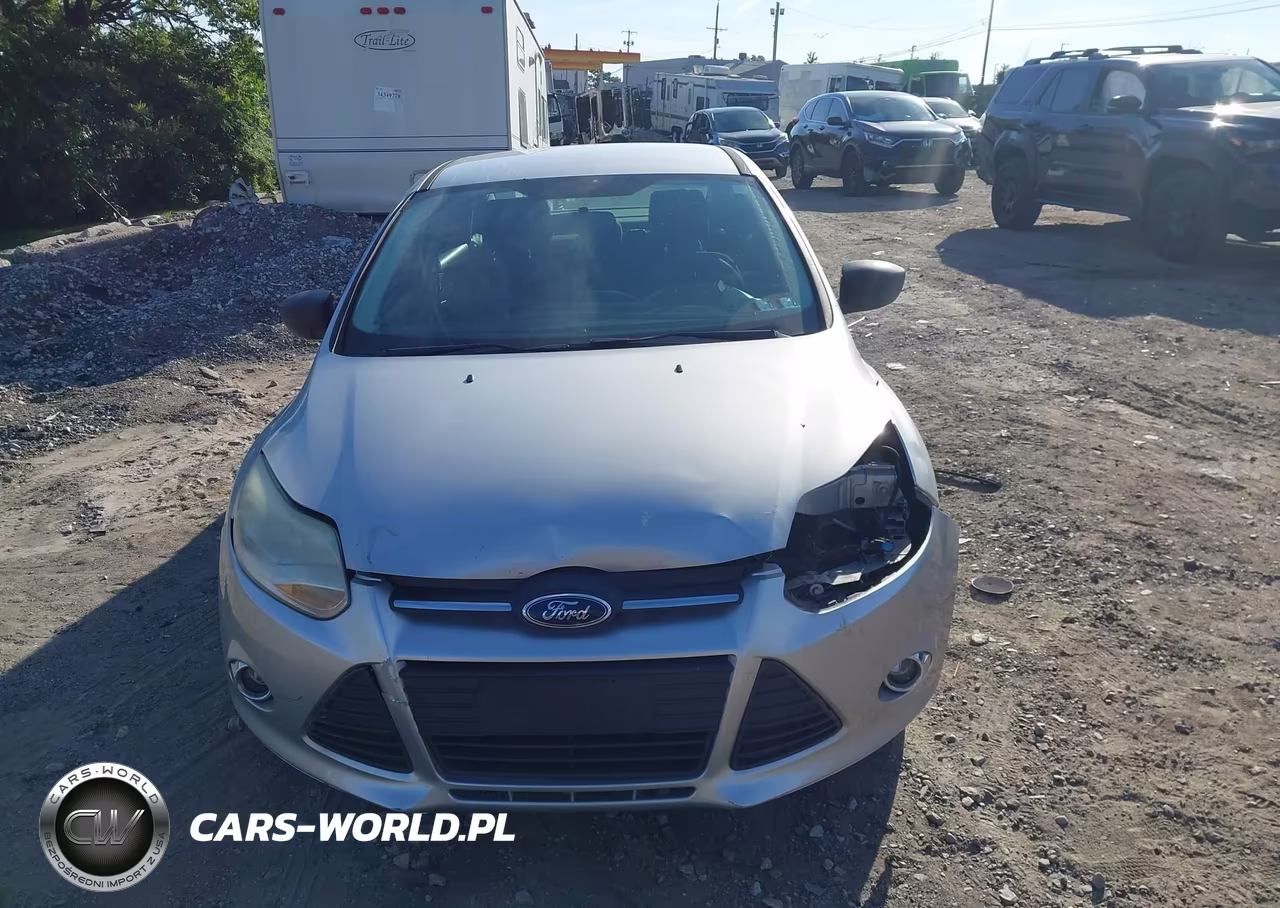 2013 Ford Focus S VIN:1FADP3E26DL180636 - 12