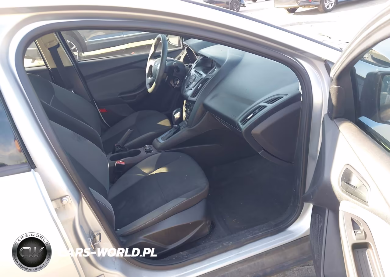 2013 Ford Focus S VIN:1FADP3E26DL180636 - 5