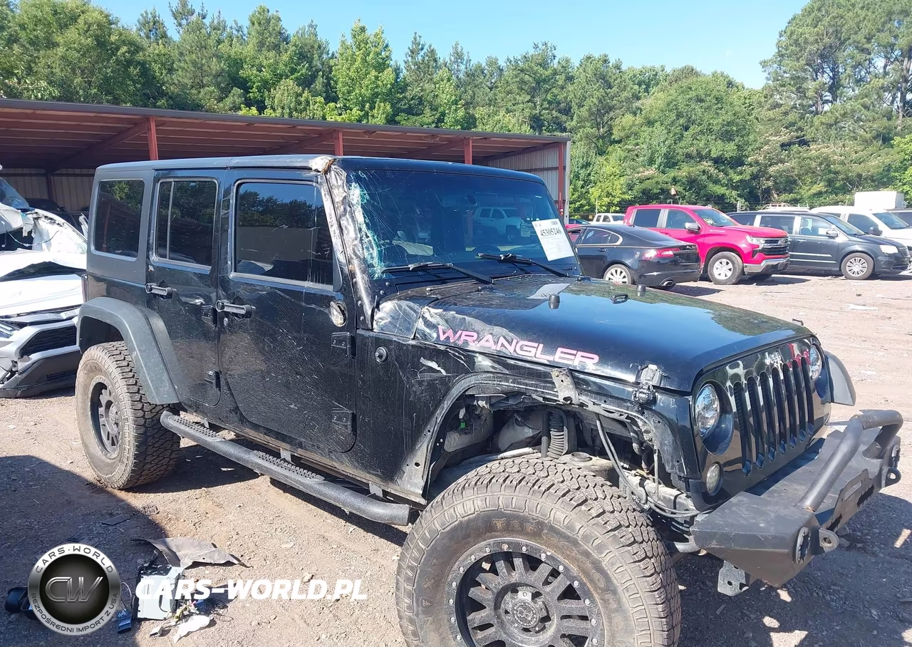 2015 Jeep Wrangler Unlimited Sport VIN:1C4BJWDG1FL506945 - 6