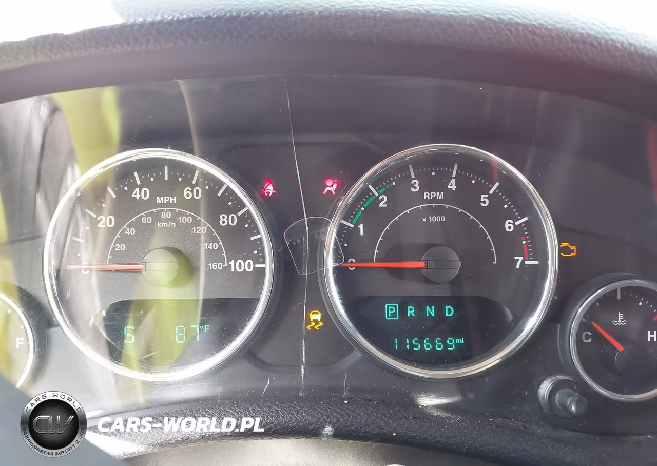 2015 Jeep Wrangler Sport VIN:1C4GJWAG6FL698115 - 7