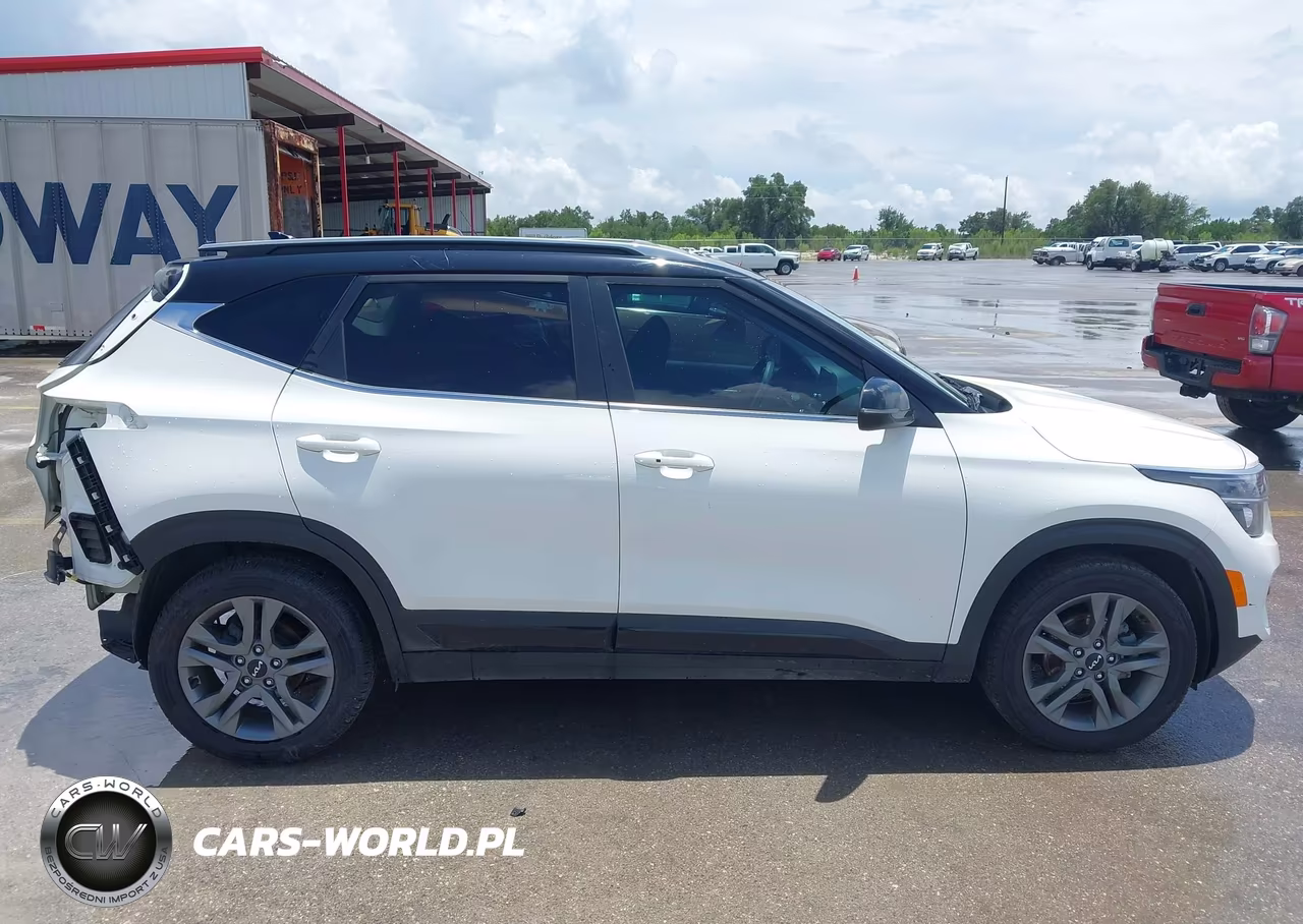 2023 Kia Seltos S VIN:KNDEU2AA8P7384057 - 14