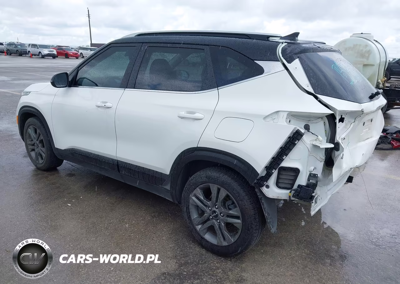 2023 Kia Seltos S VIN:KNDEU2AA8P7384057 - 3