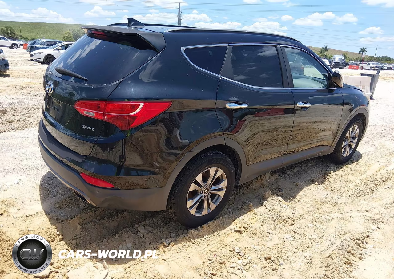 2016 Hyundai Santa Fe Sport 2.4L VIN:5XYZU3LB5GG362307 - 4