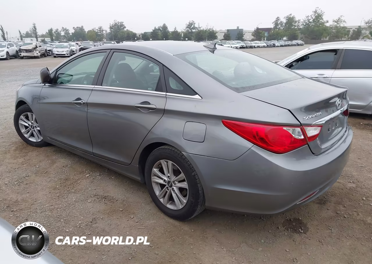 2012 Hyundai Sonata Gls VIN:5NPEB4AC6CH407585 - 3