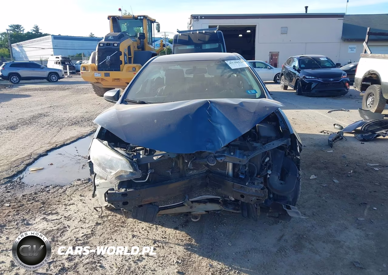 2015 Toyota Corolla Le VIN:2T1BURHE8FC362822 - 13