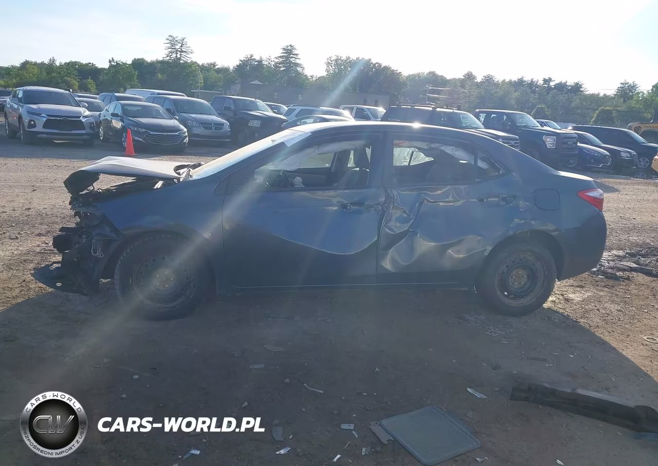2015 Toyota Corolla Le VIN:2T1BURHE8FC362822 - 15