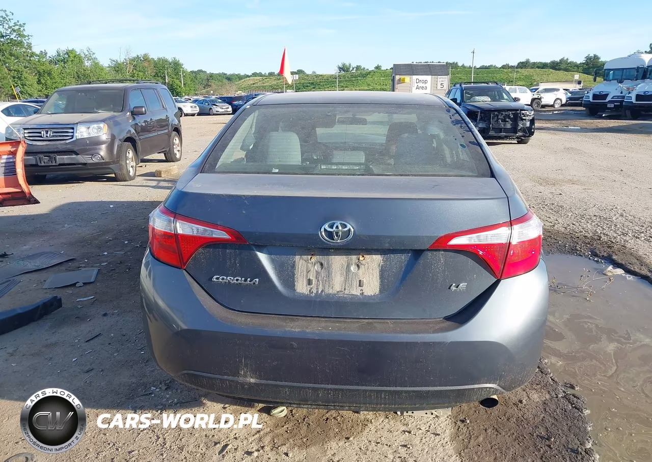 2015 Toyota Corolla Le VIN:2T1BURHE8FC362822 - 17