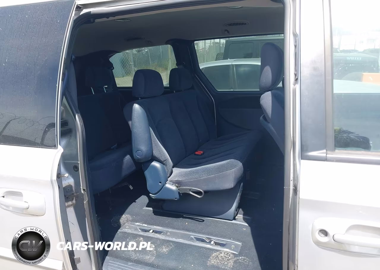 2001 Dodge Grand Caravan Sport VIN:2B4GP44311R203683 - 8