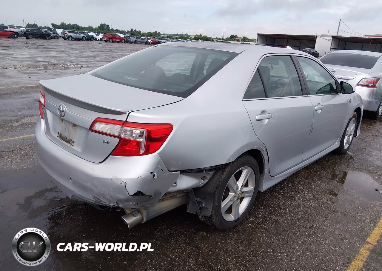 2013 Toyota Camry Se VIN:4T1BF1FK0DU229231 - 4