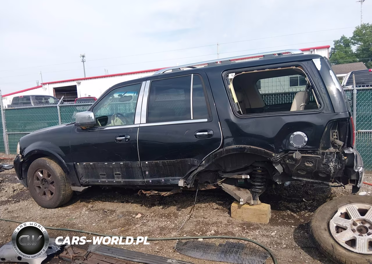 2004 Lincoln Navigator VIN:5LMFU28R14LJ10324 - 15
