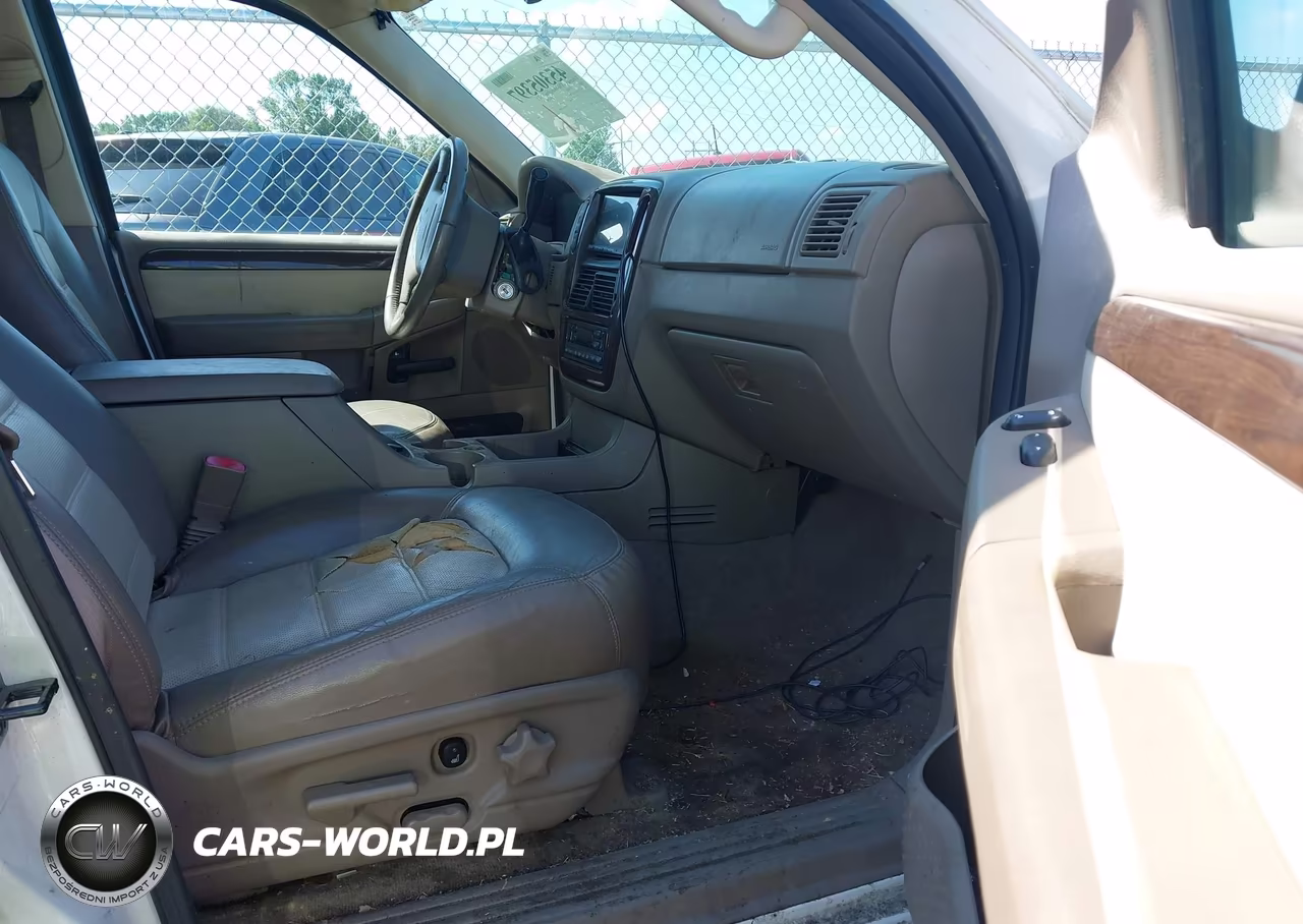 2005 Ford Explorer Eddie Bauer VIN:1FMZU64K65UA15060 - 5