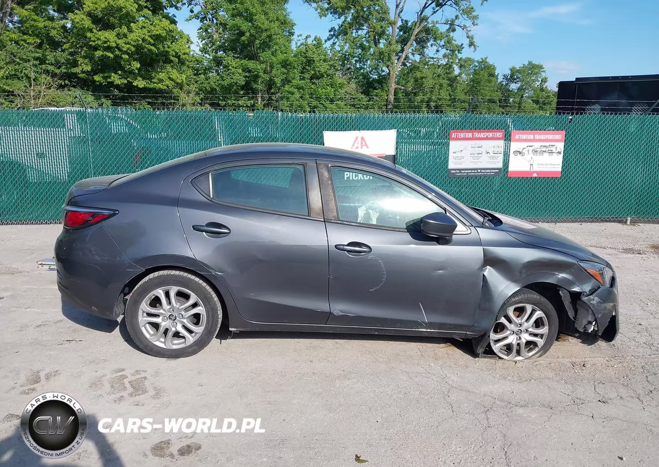 2018 Toyota Yaris Ia VIN:3MYDLBYV5JY326535 - 13