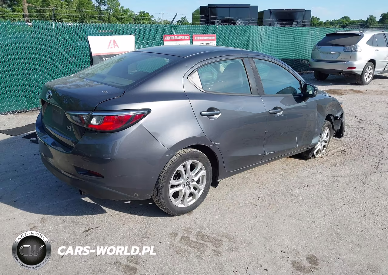 2018 Toyota Yaris Ia VIN:3MYDLBYV5JY326535 - 4