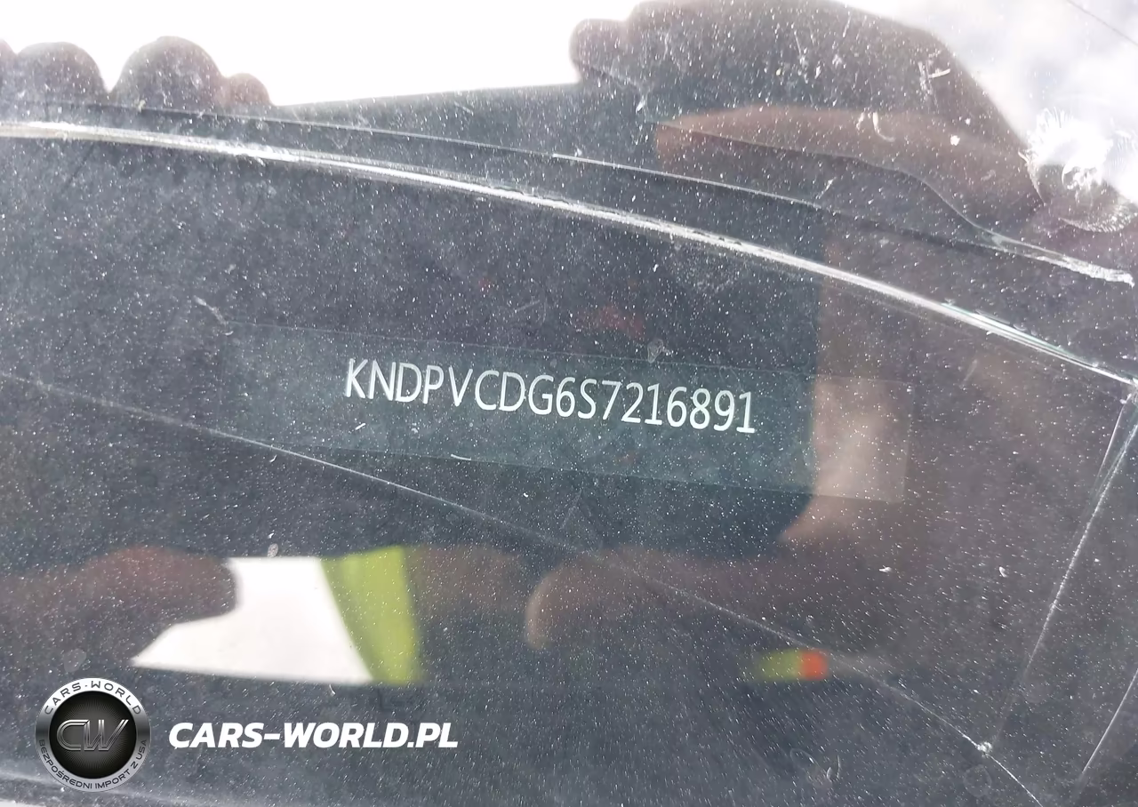2025 Kia Sportage Hybrid Ex VIN:KNDPVCDG6S7216891 - 17