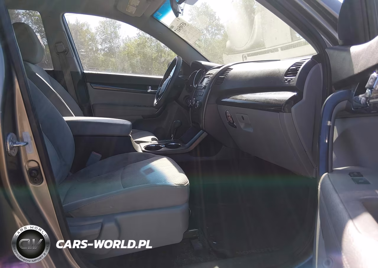 2013 Kia Sorento Lx V6 VIN:5XYKTDA27DG344951 - 5