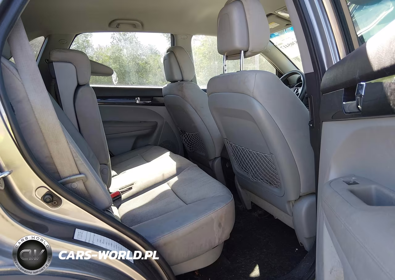 2013 Kia Sorento Lx V6 VIN:5XYKTDA27DG344951 - 8