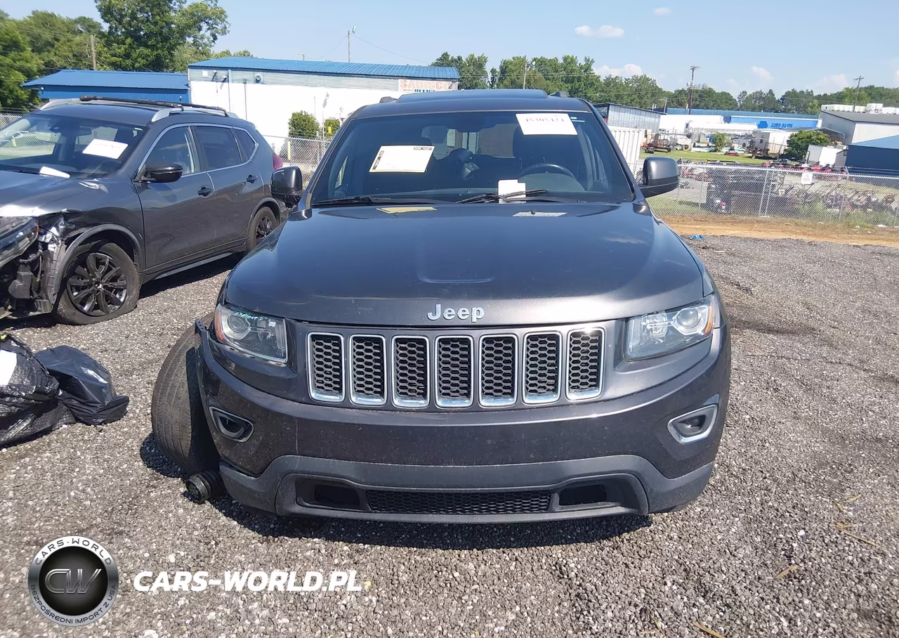 2015 Jeep Grand Cherokee Laredo VIN:1C4RJFAG4FC106560 - 13