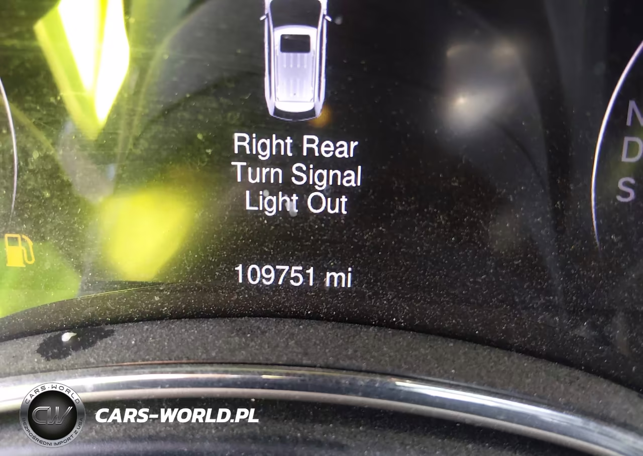 2015 Jeep Grand Cherokee Laredo VIN:1C4RJFAG4FC106560 - 16