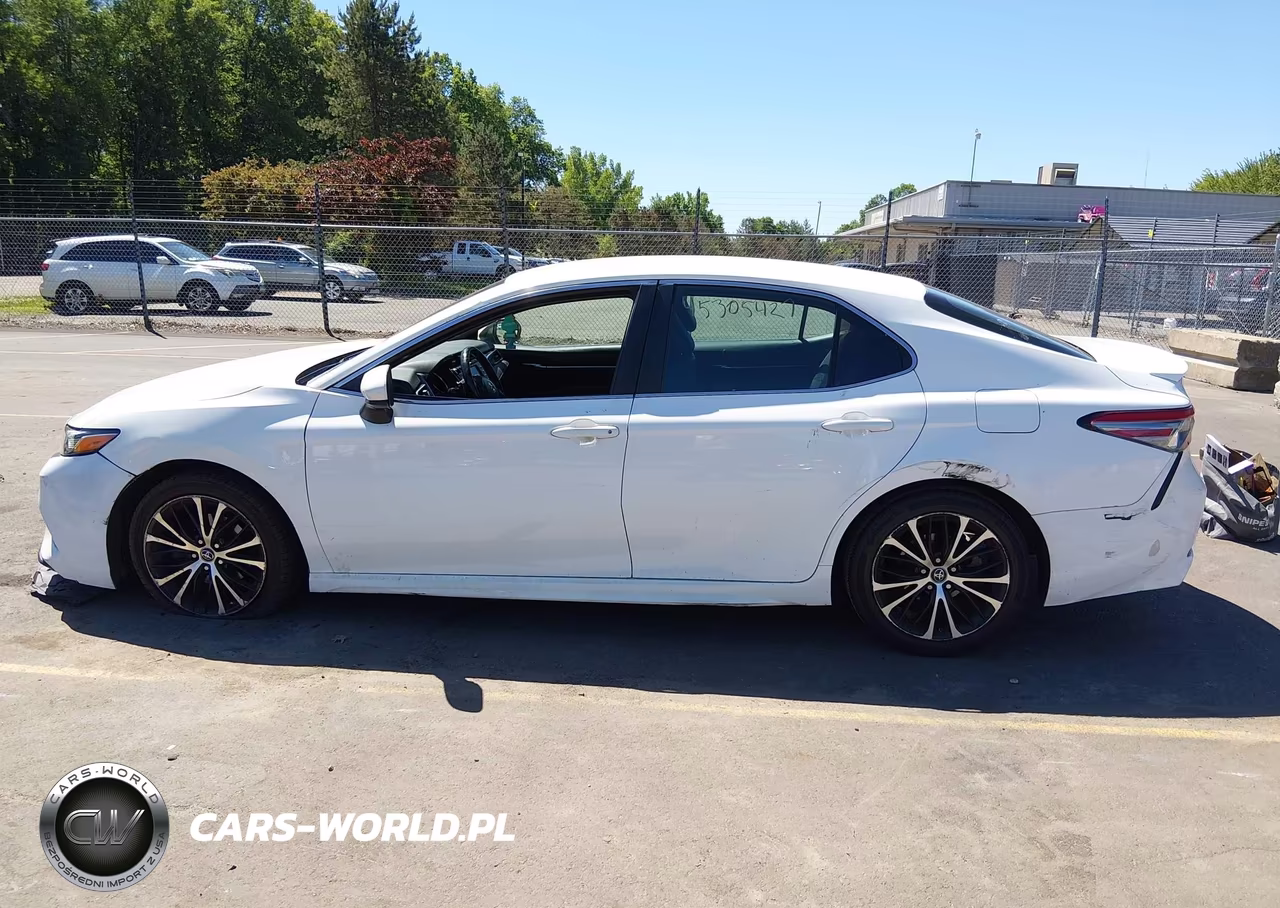 2018 Toyota Camry Se VIN:4T1B11HK1JU554249 - 14