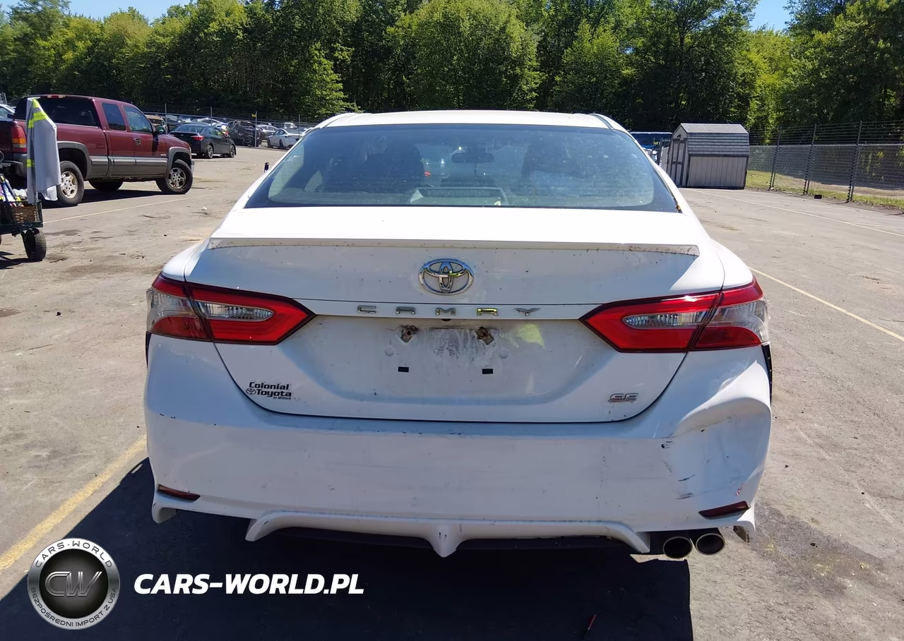 2018 Toyota Camry Se VIN:4T1B11HK1JU554249 - 16