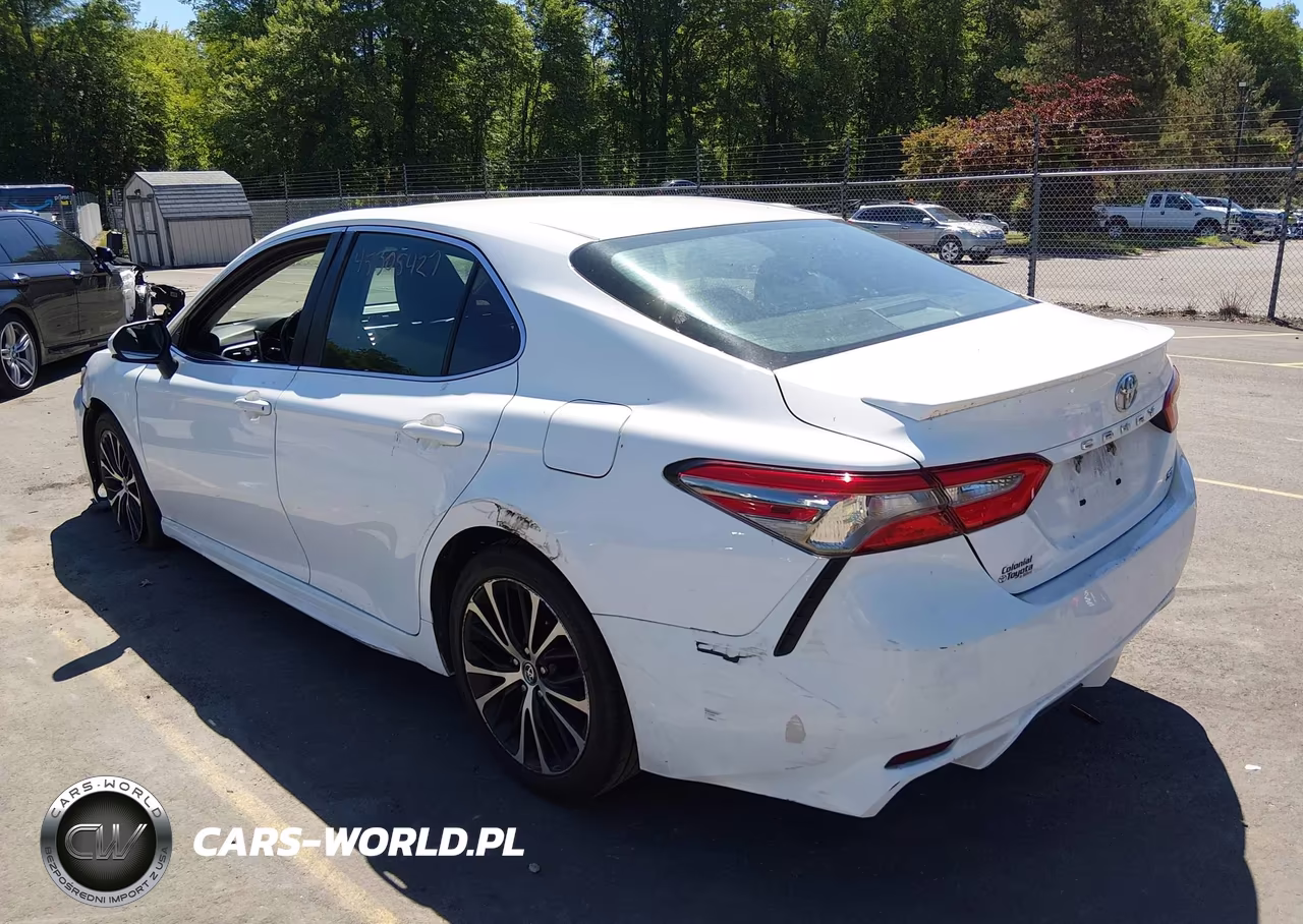 2018 Toyota Camry Se VIN:4T1B11HK1JU554249 - 3