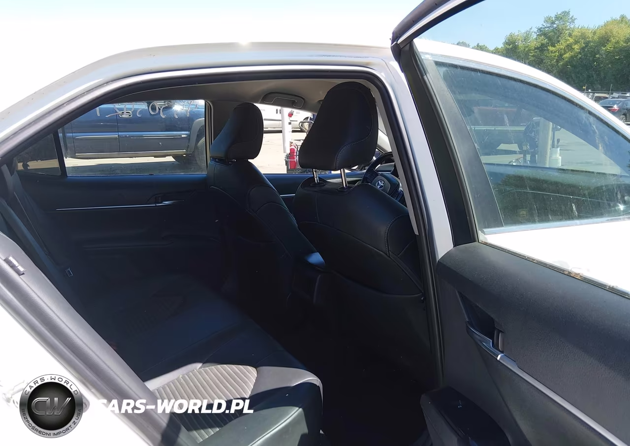 2018 Toyota Camry Se VIN:4T1B11HK1JU554249 - 8