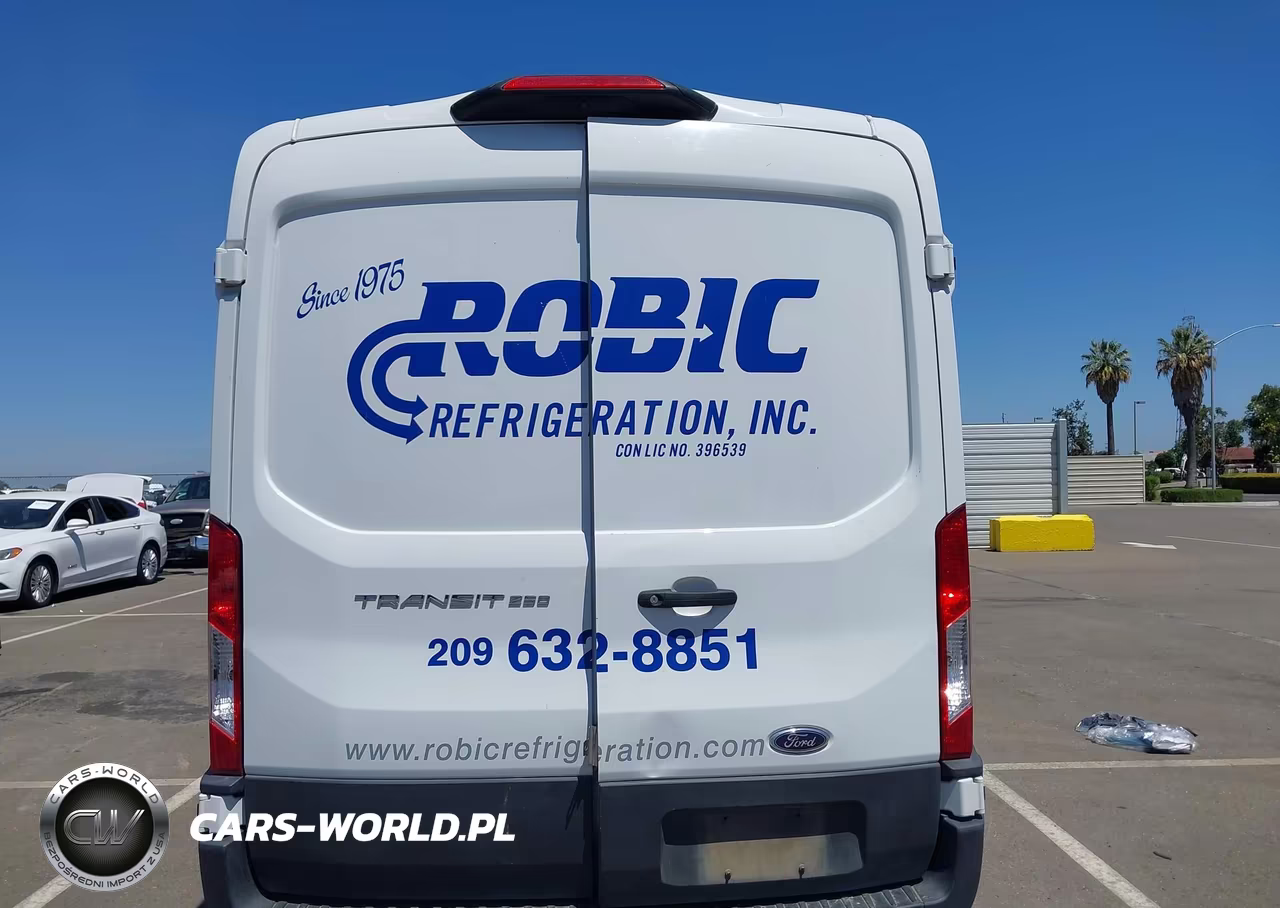 2023 Ford Transit-250 VIN:1FTBR1C89PKB21341 - 17