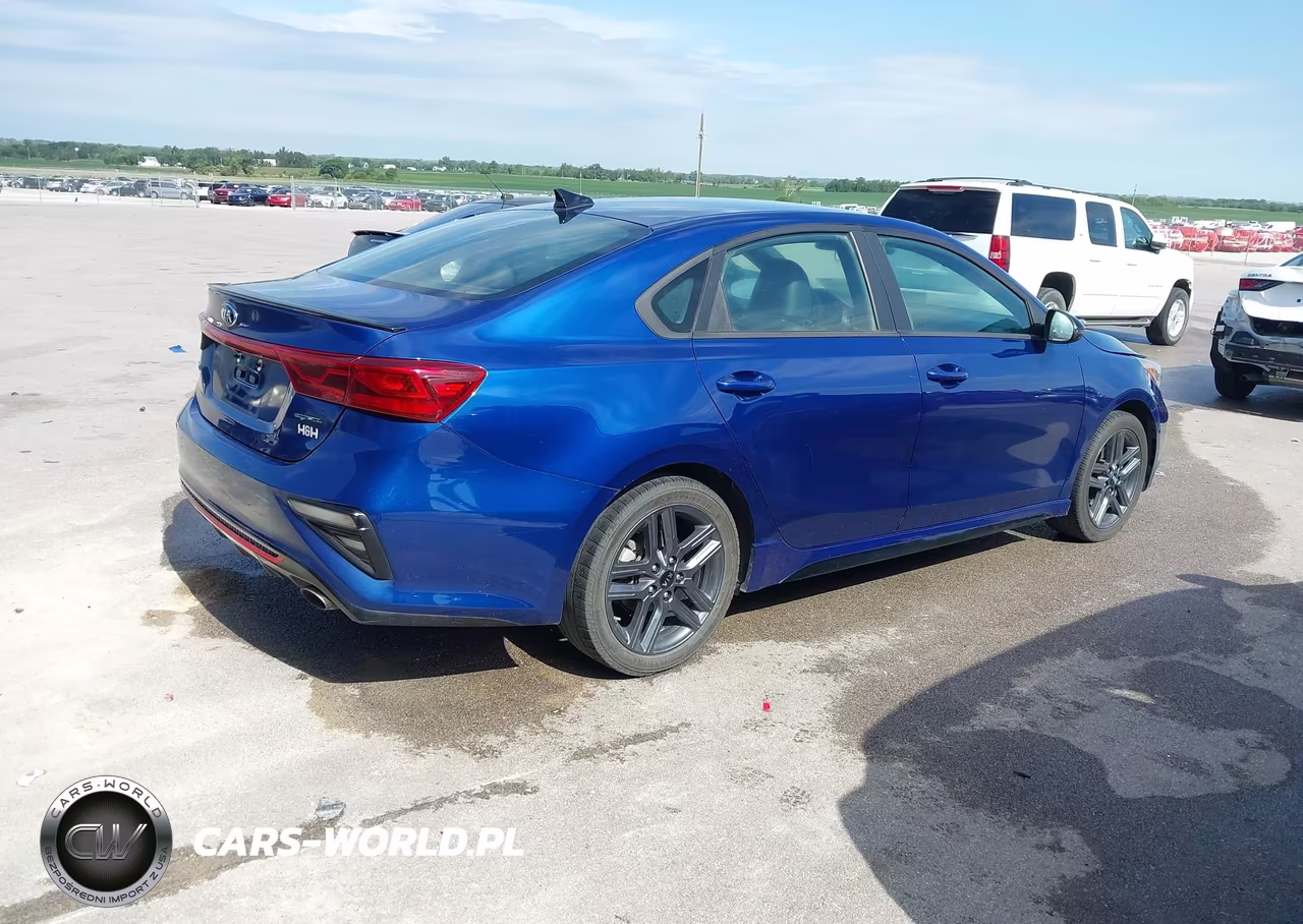2021 Kia Forte Gt-Line VIN:3KPF34AD1ME263749 - 4