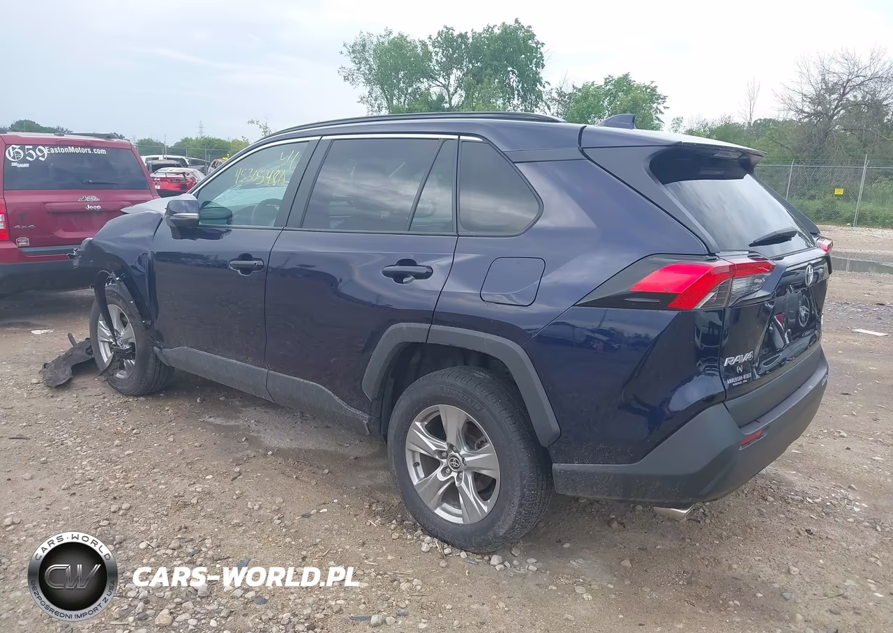 2024 Toyota Rav4 Xle VIN:2T3P1RFV8RW429494 - 3