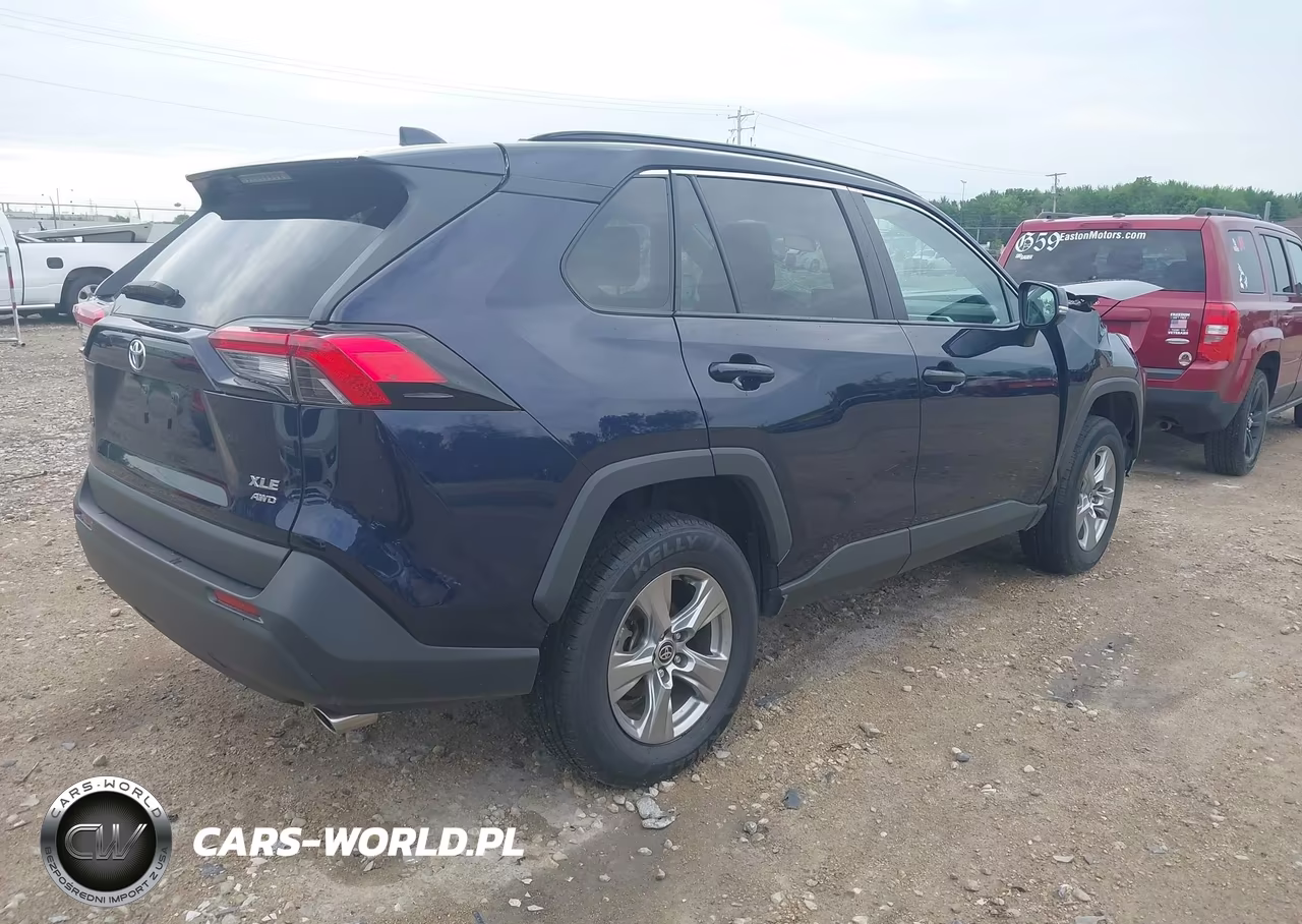 2024 Toyota Rav4 Xle VIN:2T3P1RFV8RW429494 - 4
