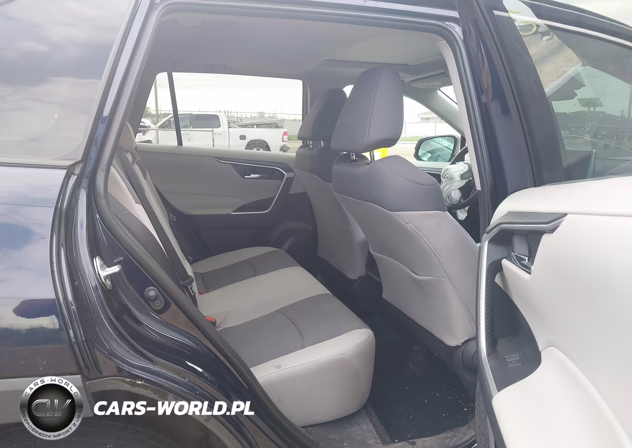2024 Toyota Rav4 Xle VIN:2T3P1RFV8RW429494 - 8